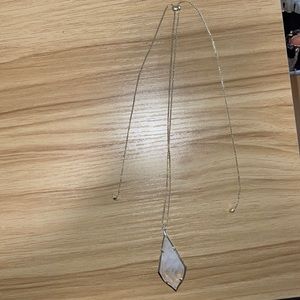 Kendra Scott necklace